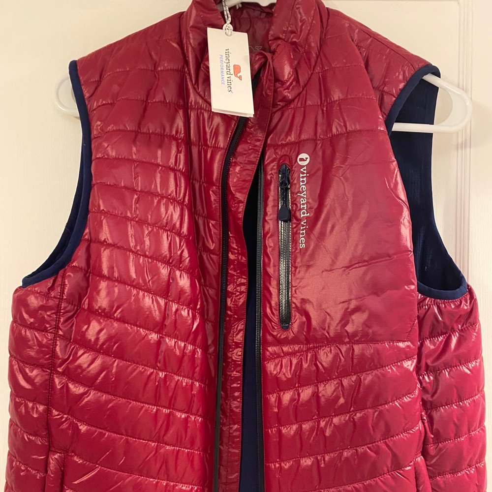 Vineyard vines vest